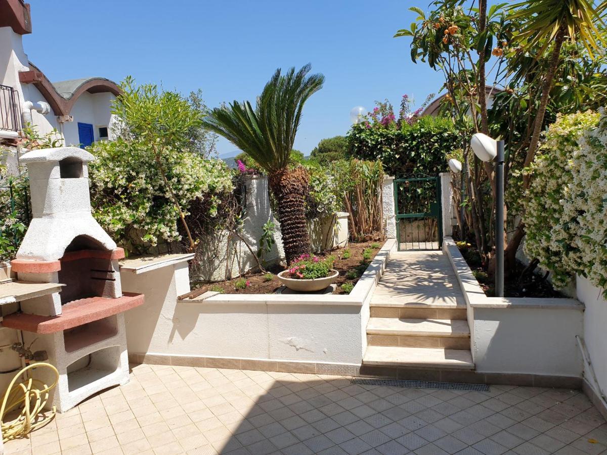La Villa Fronte Spiaggia Bandiera Blu Sperlonga Εξωτερικό φωτογραφία