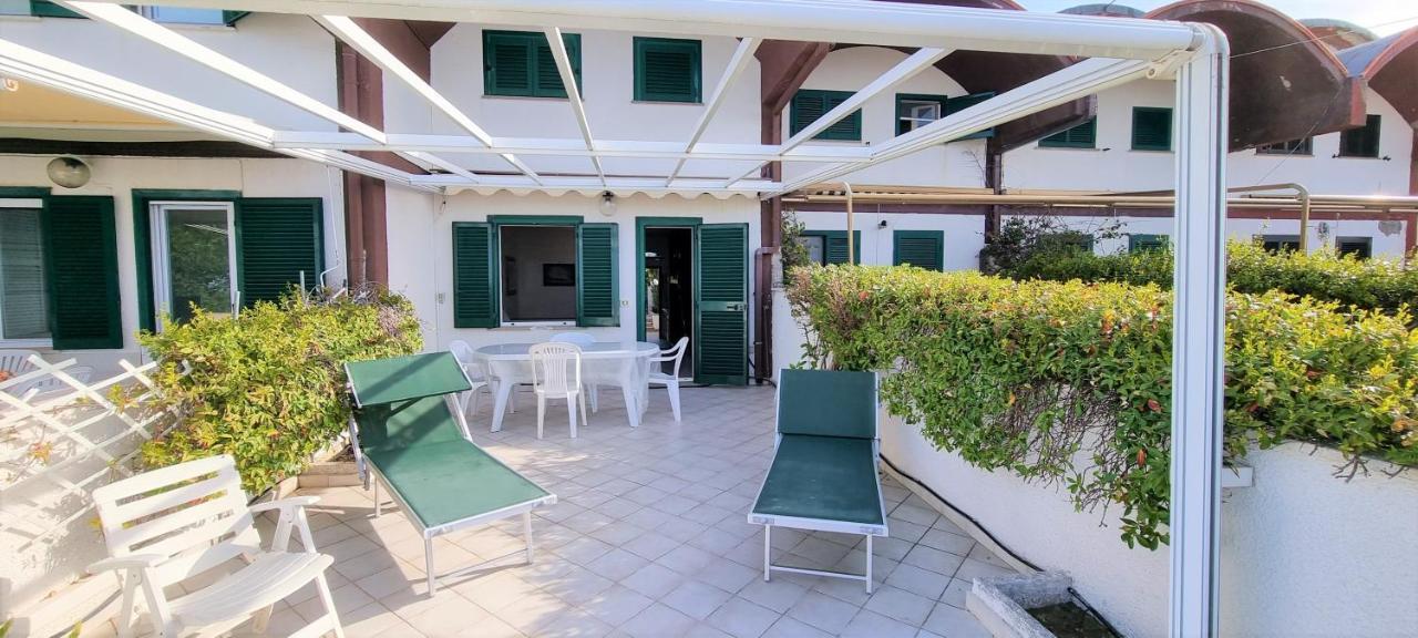 La Villa Fronte Spiaggia Bandiera Blu Sperlonga Εξωτερικό φωτογραφία