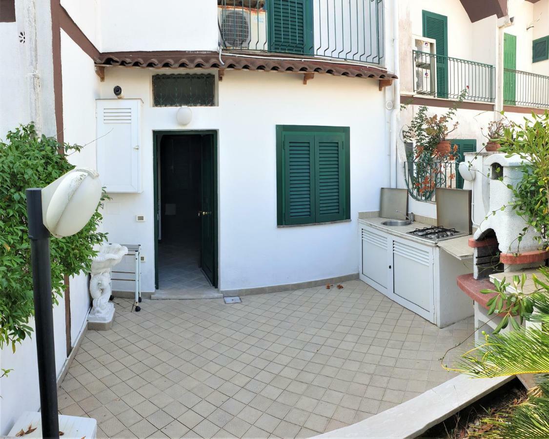La Villa Fronte Spiaggia Bandiera Blu Sperlonga Εξωτερικό φωτογραφία